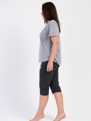 Woman Big Size Supreme Heya Capri Set Woman Big Size Supreme Heya Capri Set