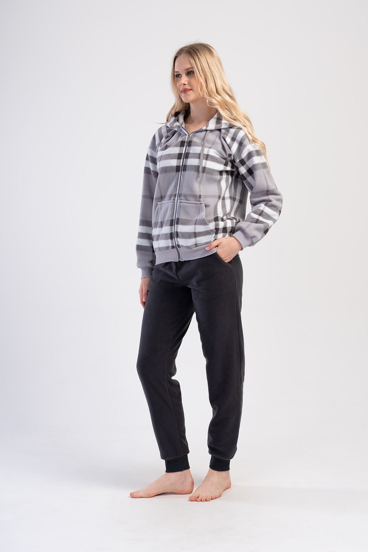 Woman Gany Fleece Pyjama Set Woman Gany Fleece Pyjama Set