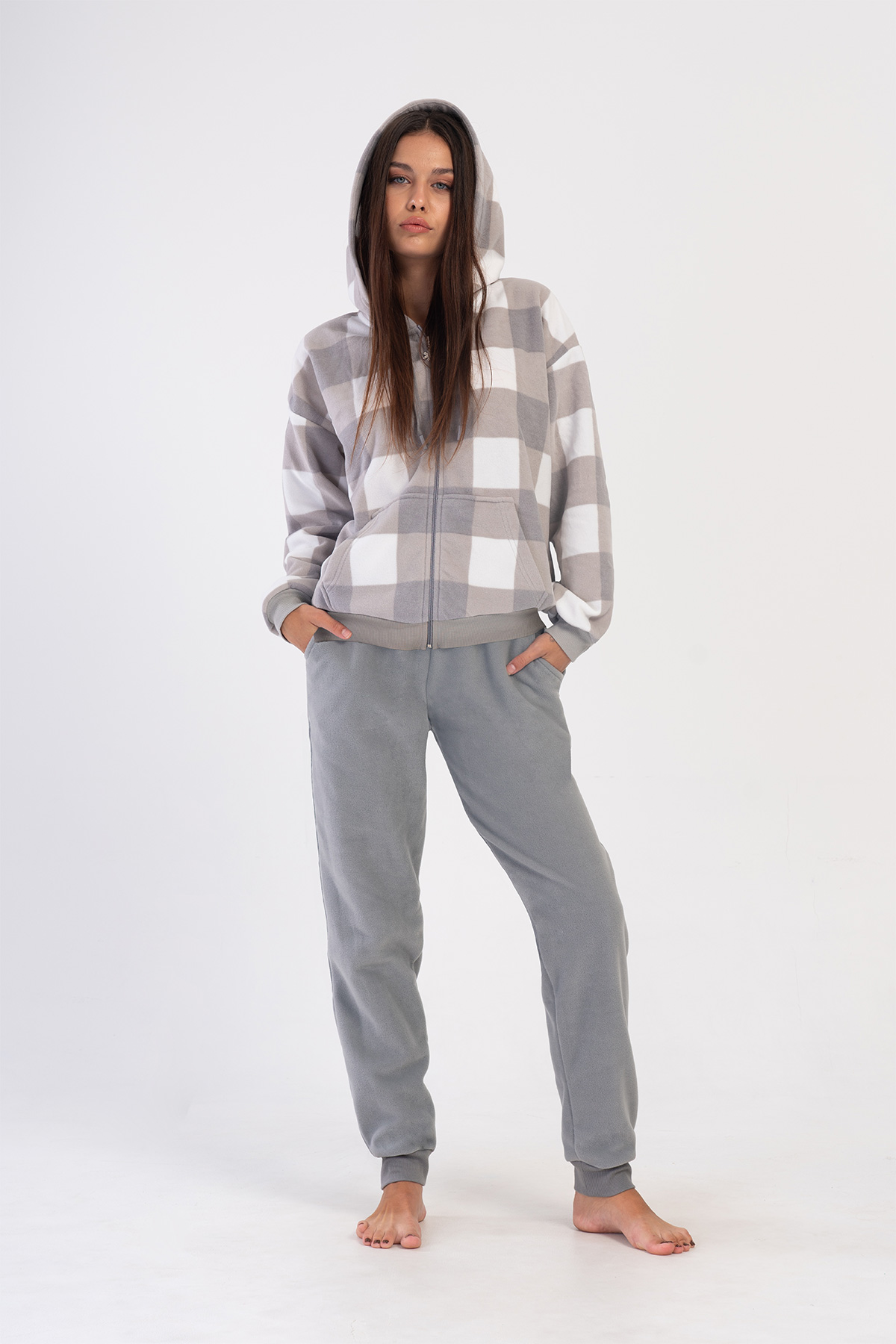 Woman Weren Fleece Pyjama Set Woman Weren Fleece Pyjama Set