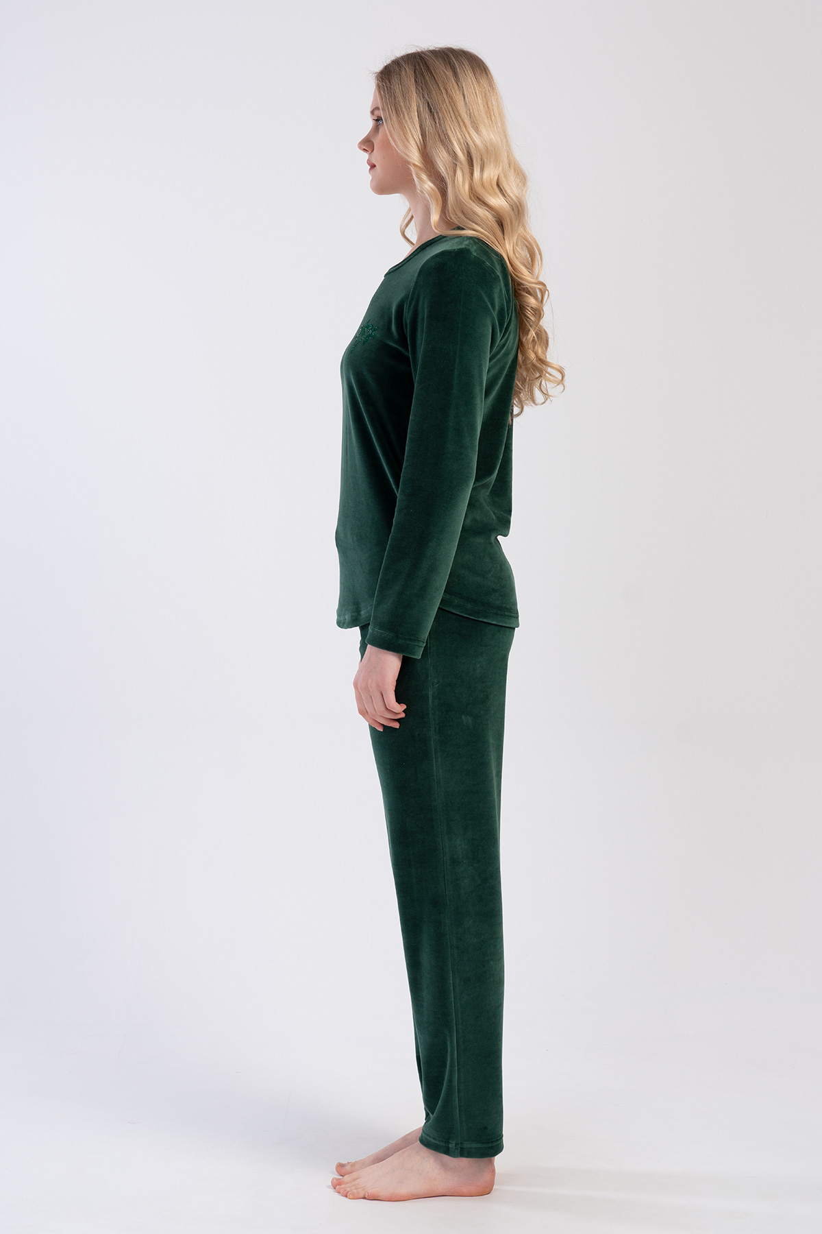 Woman Velvet Emerald Pocket Detail Pyjama Set Woman Velvet Emerald Pocket Detail Pyjama Set