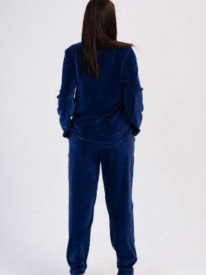 Woman Indigo Big Size Velvet Long Sleeve Pyjama Set Woman Indigo Big Size Velvet Long Sleeve Pyjama Set