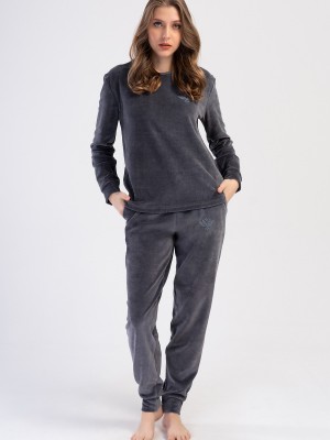 Woman Velvet Fume Pocket Detail Pyjama Set Woman Velvet Fume Pocket Detail Pyjama Set