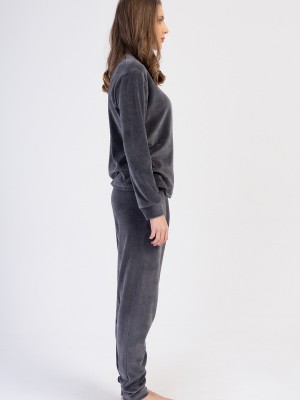 Woman Velvet Fume Pocket Detail Pyjama Set Woman Velvet Fume Pocket Detail Pyjama Set