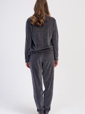 Woman Velvet Fume Pocket Detail Pyjama Set Woman Velvet Fume Pocket Detail Pyjama Set