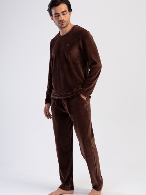 Man Brown Velvet Pyjama Set Man Brown Velvet Pyjama Set