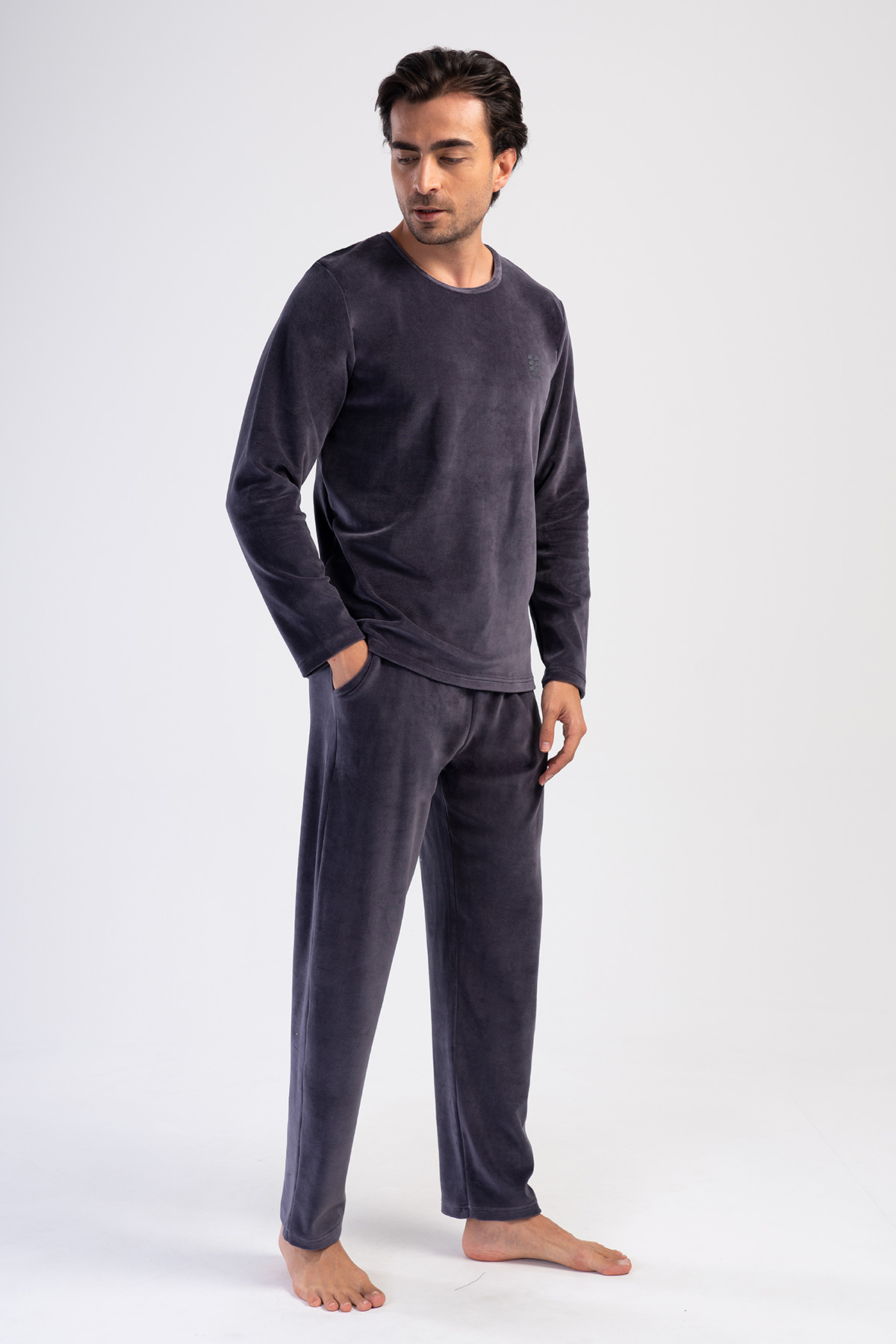 Man Velvet Fume Pocket Detail Pyjama Set Man Velvet Fume Pocket Detail Pyjama Set