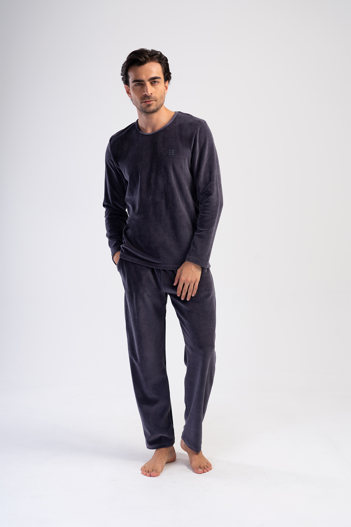 Man Velvet Fume Pocket Detail Pyjama Set Man Velvet Fume Pocket Detail Pyjama Set