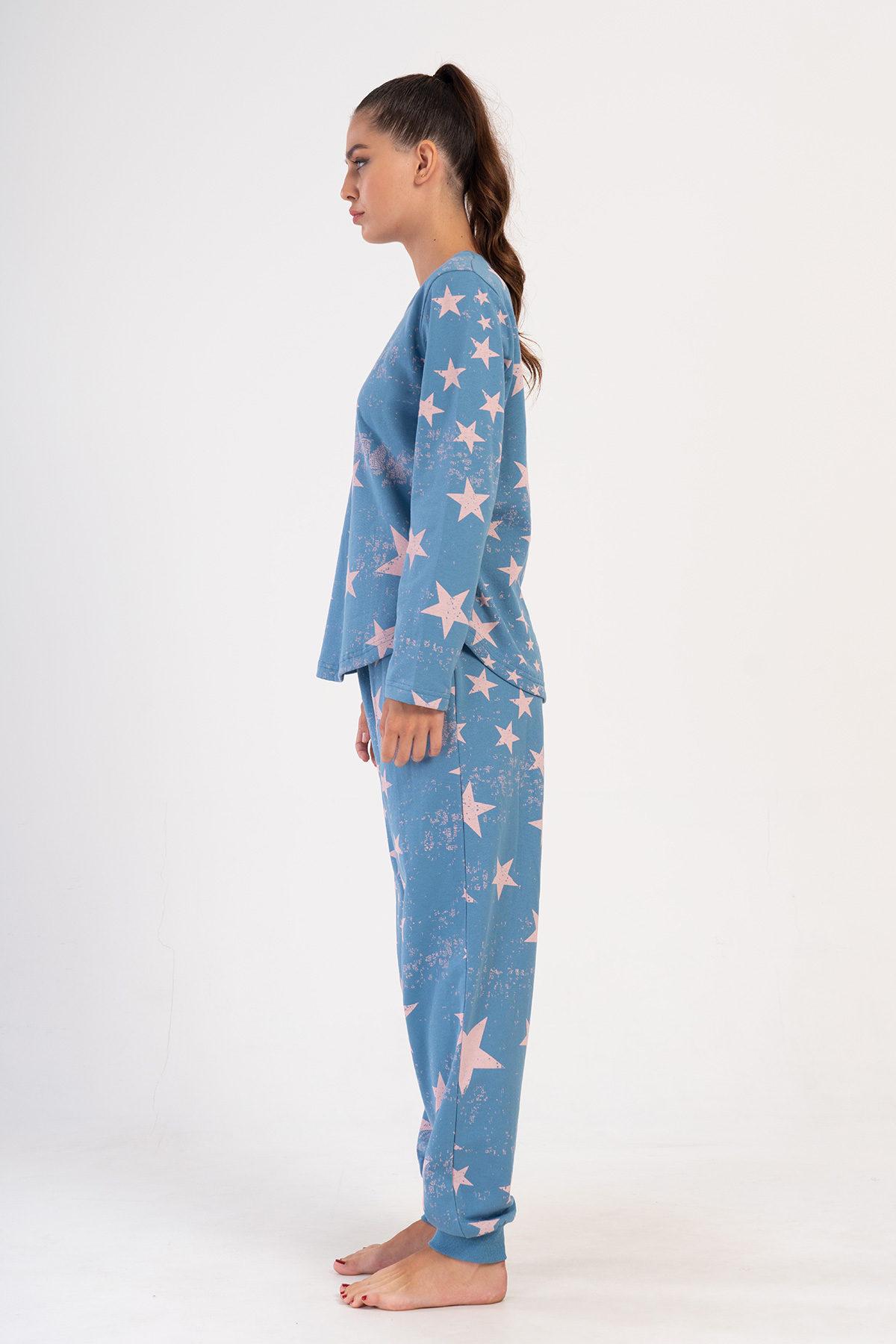 Woman Cool Two Yarn Pyjama Set Woman Cool Two Yarn Pyjama Set