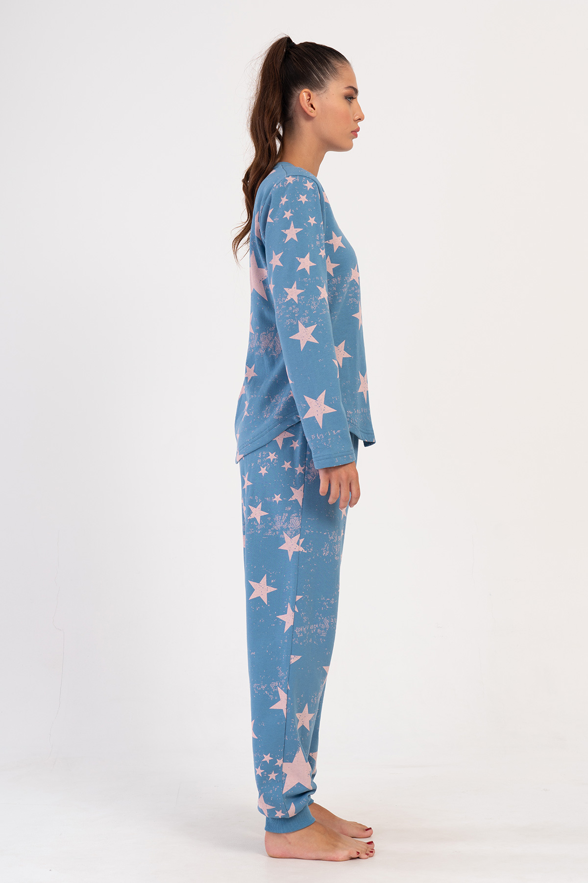 Woman Cool Two Yarn Pyjama Set Woman Cool Two Yarn Pyjama Set