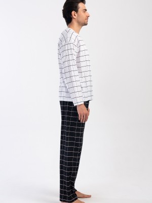Man Dirty White O Neck Pyjama Set Man Dirty White O Neck Pyjama Set