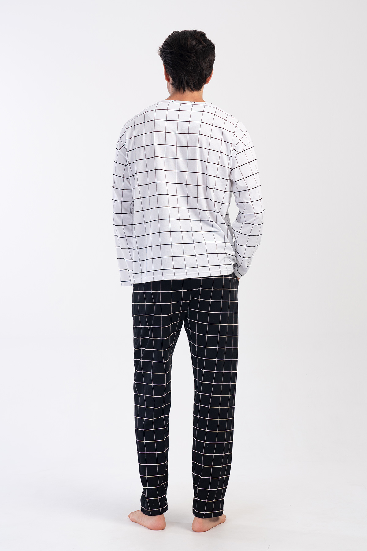 Man Dirty White O Neck Pyjama Set Man Dirty White O Neck Pyjama Set