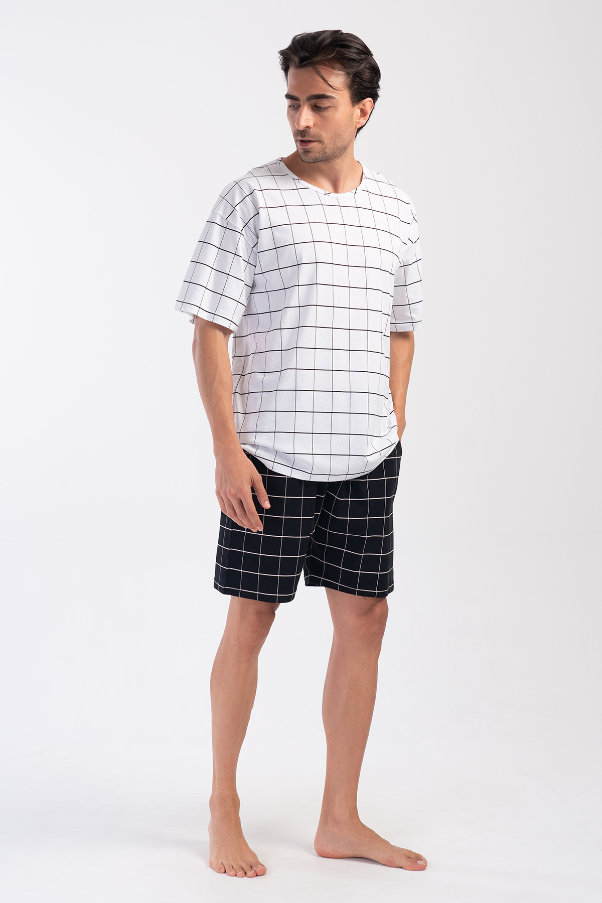 Man Supreme Dirty White Short Set Man Supreme Dirty White Short Set
