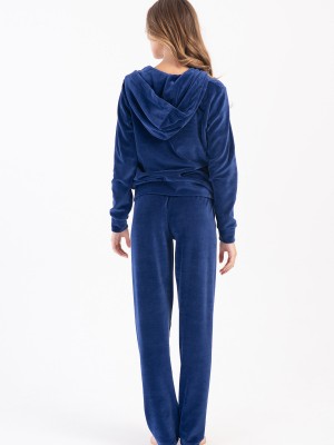 Woman Velvet Zipper & Pocket Detail Tracksuit Woman Velvet Zipper & Pocket Detail Tracksuit