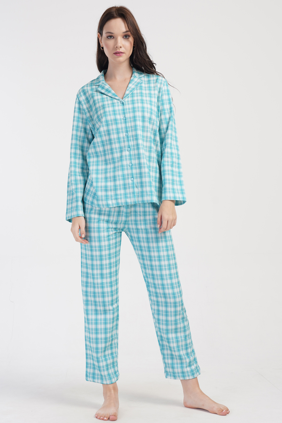 Woman Two Yarn Mint Buttoned Pyjama Set Woman Two Yarn Mint Buttoned Pyjama Set