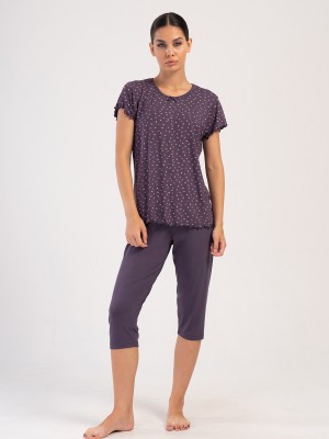 Woman Pansy Short Sleeve Capri Set Woman Pansy Short Sleeve Capri Set