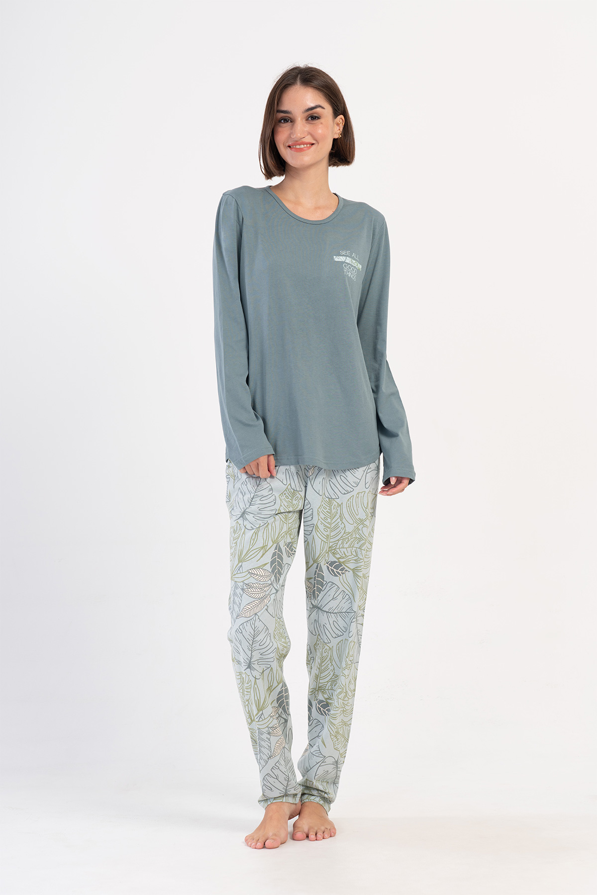 Woman Shooting Supreme Big Size Pyjama Set Woman Shooting Supreme Big Size Pyjama Set