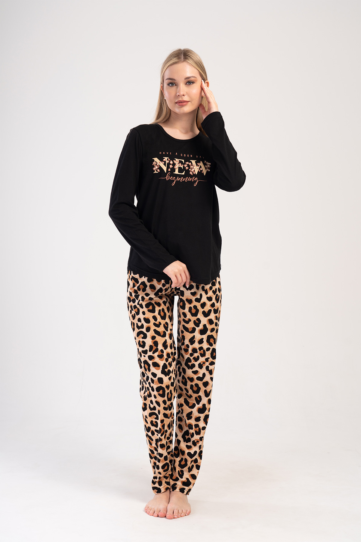 Woman Leopard Supreme Pyjama Set Woman Leopard Supreme Pyjama Set