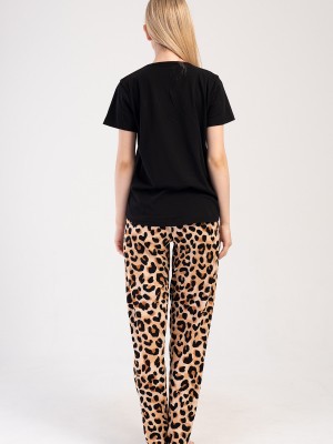 Woman Leopard Short Sleeve O Neck Pyjama Set Woman Leopard Short Sleeve O Neck Pyjama Set