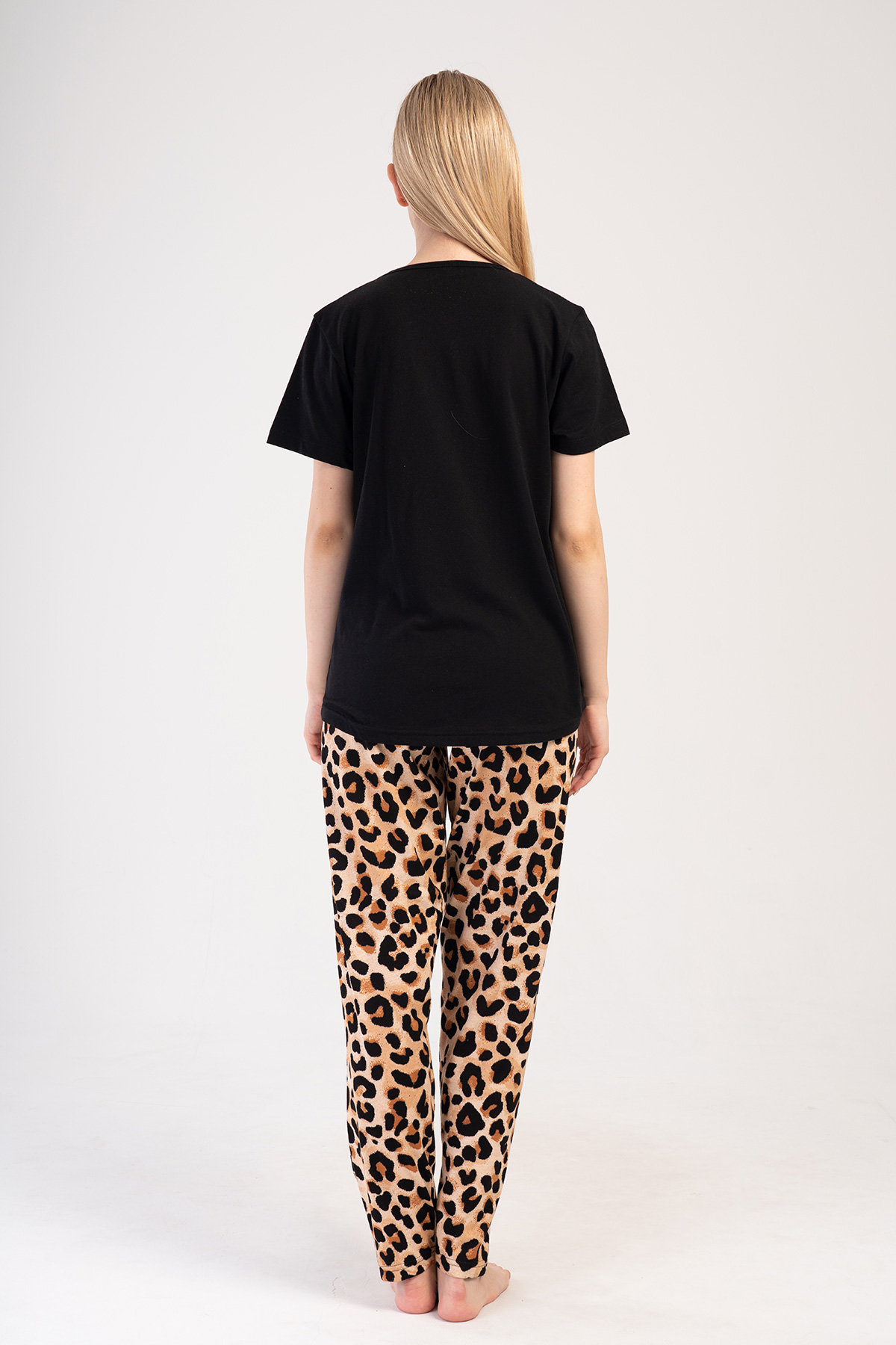 Woman Big Size Leopard Pyjama Set Woman Big Size Leopard Pyjama Set