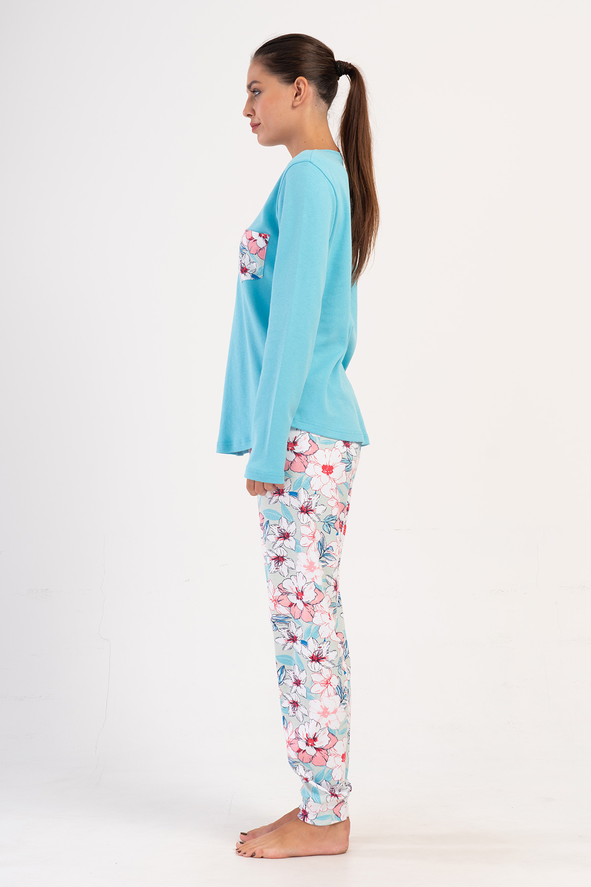 Woman Natalie Interlock Buttoned O Neck Pyjama Set Woman Natalie Interlock Buttoned O Neck Pyjama Set
