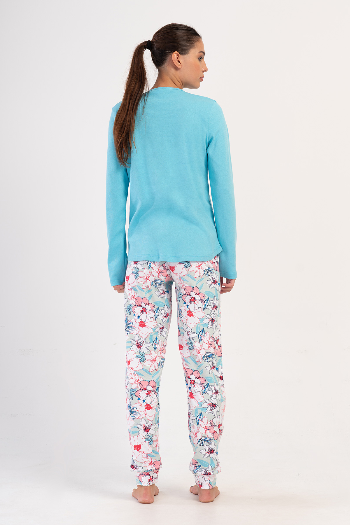 Woman Natalie Interlock Buttoned O Neck Pyjama Set Woman Natalie Interlock Buttoned O Neck Pyjama Set