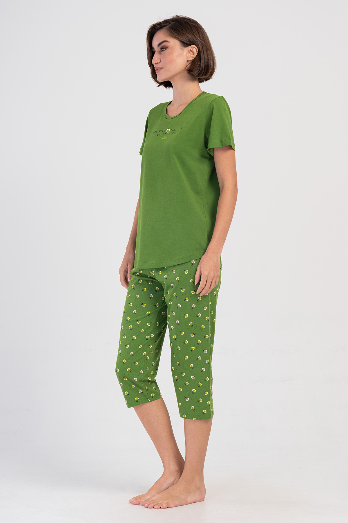 Woman Supreme Bright Green Capri Set Woman Supreme Bright Green Capri Set