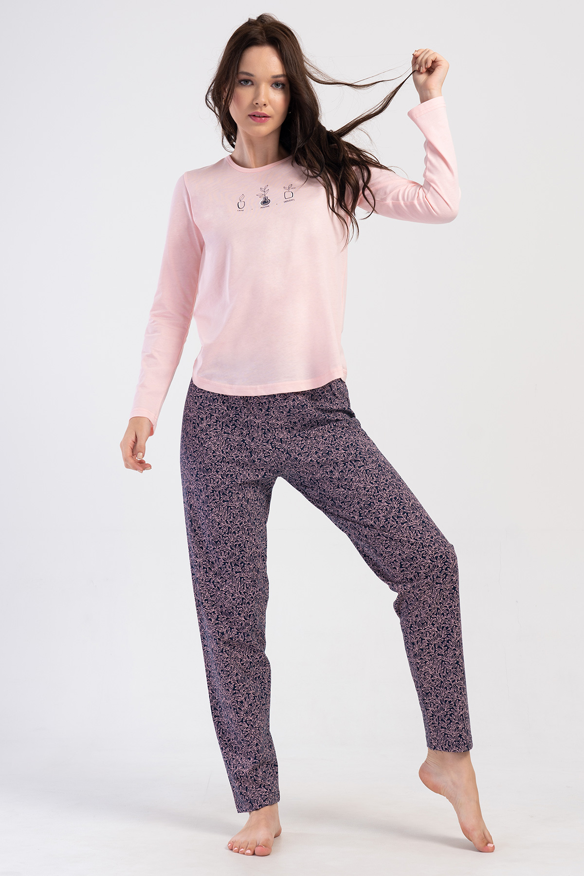 Woman Supreme Sera Pyjama Set Woman Supreme Sera Pyjama Set