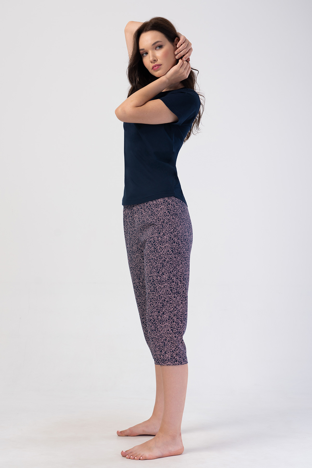 Woman Supreme Gemy Capri Set Woman Supreme Gemy Capri Set