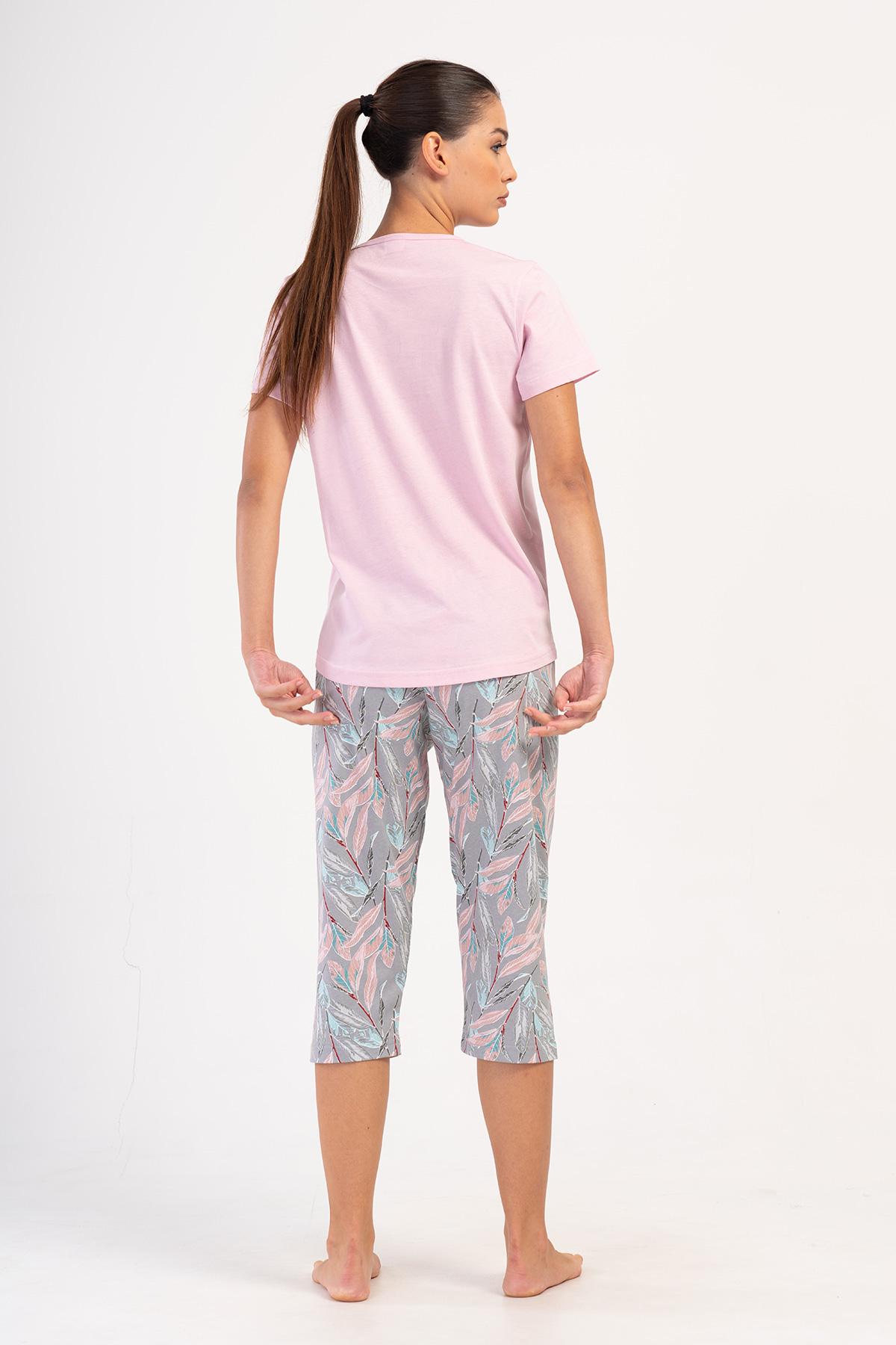 Woman Supreme Rosebloom Capri Set Woman Supreme Rosebloom Capri Set