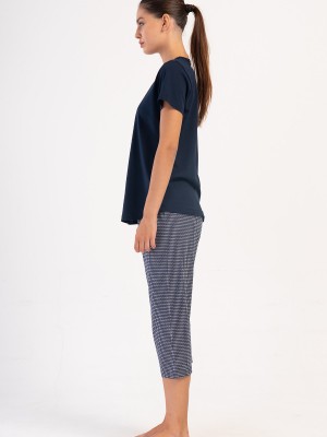 Woman Supreme Hope Capri Set Woman Supreme Hope Capri Set