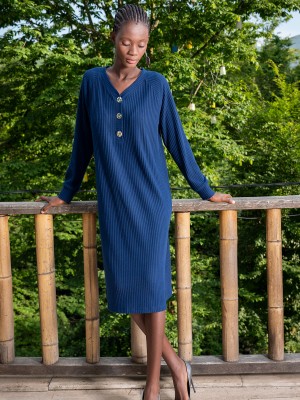 Woman Lycra V Neck Dress Woman Lycra V Neck Dress