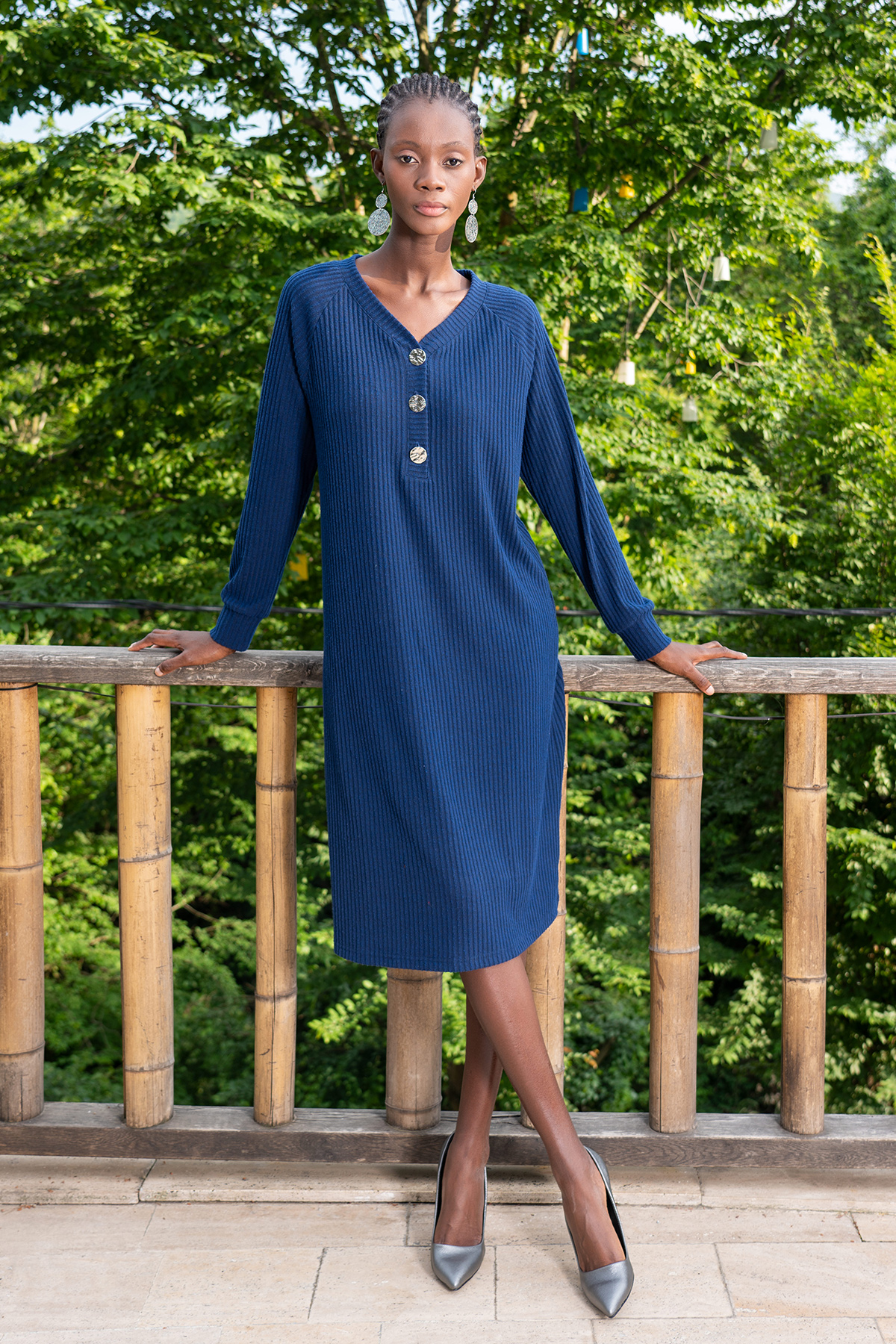 Woman Lycra V Neck Dress Woman Lycra V Neck Dress