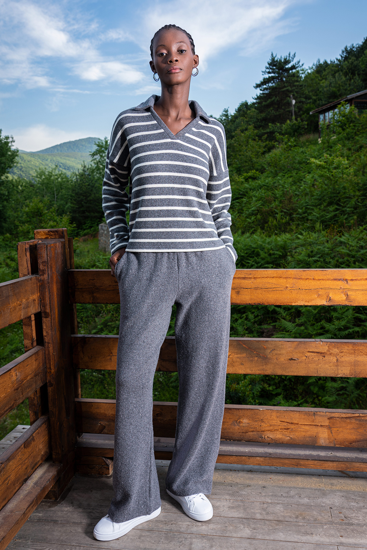 Woman Lycra Willa Line Pant Set Woman Lycra Willa Line Pant Set