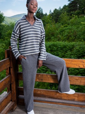 Woman Lycra Willa Line Pant Set Woman Lycra Willa Line Pant Set