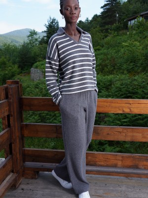 Woman Lycra Willa Line Pant Set Woman Lycra Willa Line Pant Set