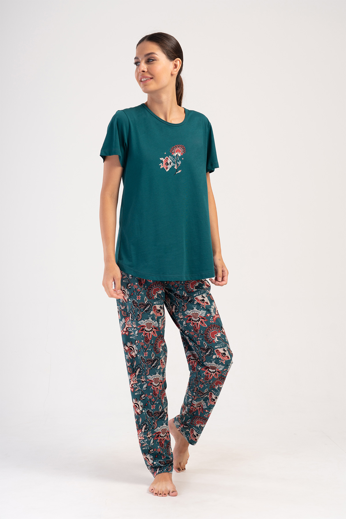 Woman Silver Supreme Pyjama Set Woman Silver Supreme Pyjama Set