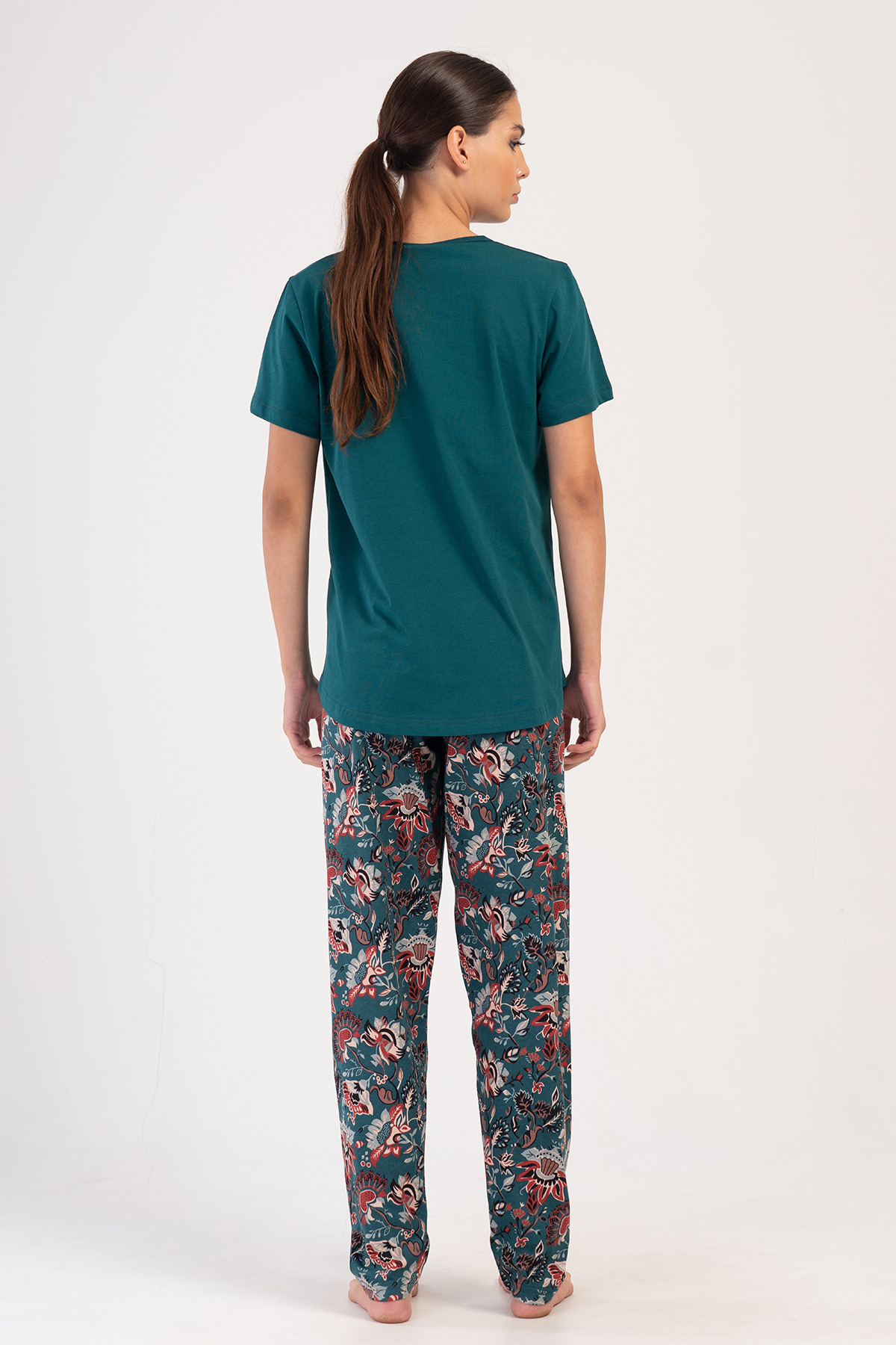 Woman Silver Supreme Pyjama Set Woman Silver Supreme Pyjama Set