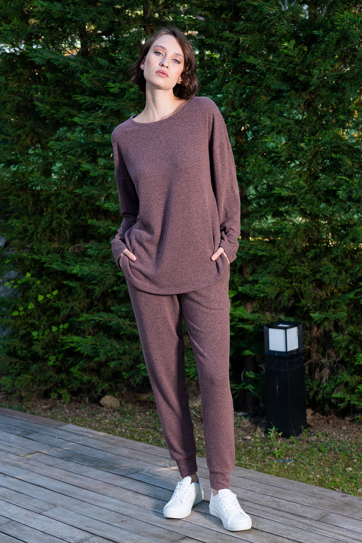 Woman Brown Polyviscon Pant Set Woman Brown Polyviscon Pant Set