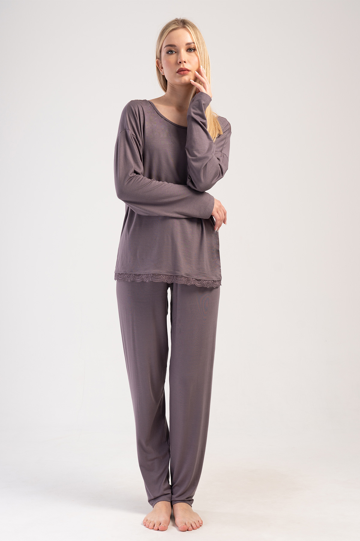 Woman Fume Lycra Viscon Lace Detail V Back Side Pyjama Set Woman Fume Lycra Viscon Lace Detail V Back Side Pyjama Set