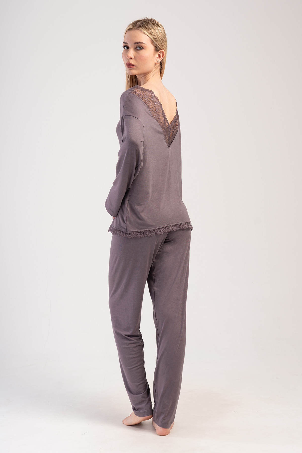 Woman Fume Lycra Viscon Lace Detail V Back Side Pyjama Set Woman Fume Lycra Viscon Lace Detail V Back Side Pyjama Set