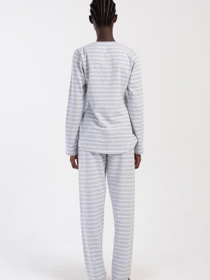 Woman Two Yarn Pine Big Size O Neck Long Sleeve Pyjama Set Woman Two Yarn Pine Big Size O Neck Long Sleeve Pyjama Set
