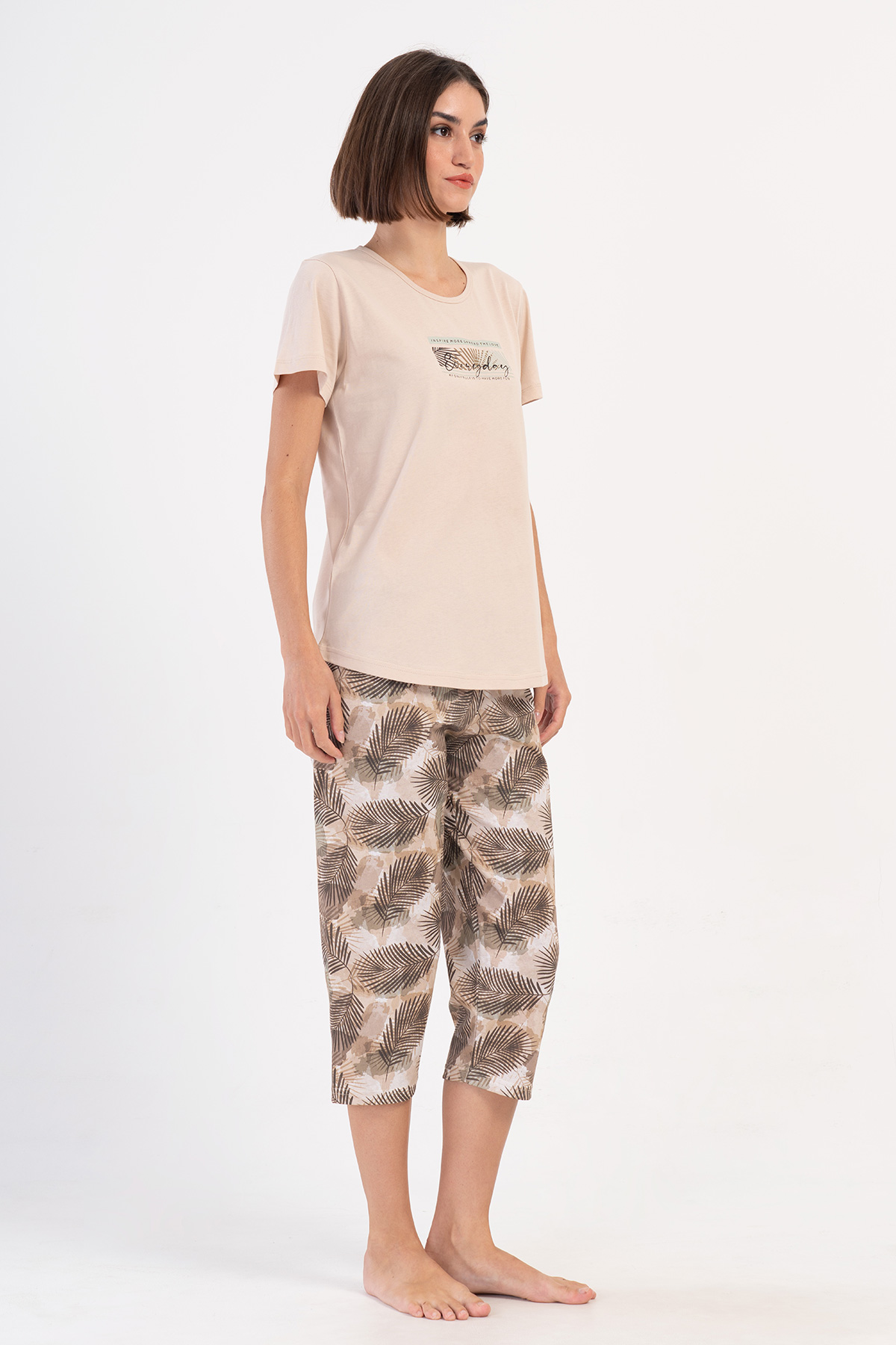 Woman Supreme Pine Capri Set Woman Supreme Pine Capri Set