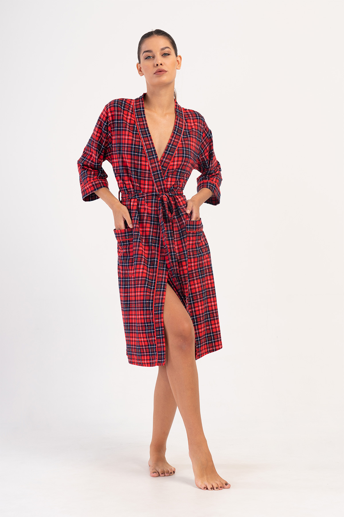 Woman Scarlet Supreme Poor Sleeve Dressing Gown Woman Scarlet Supreme Poor Sleeve Dressing Gown
