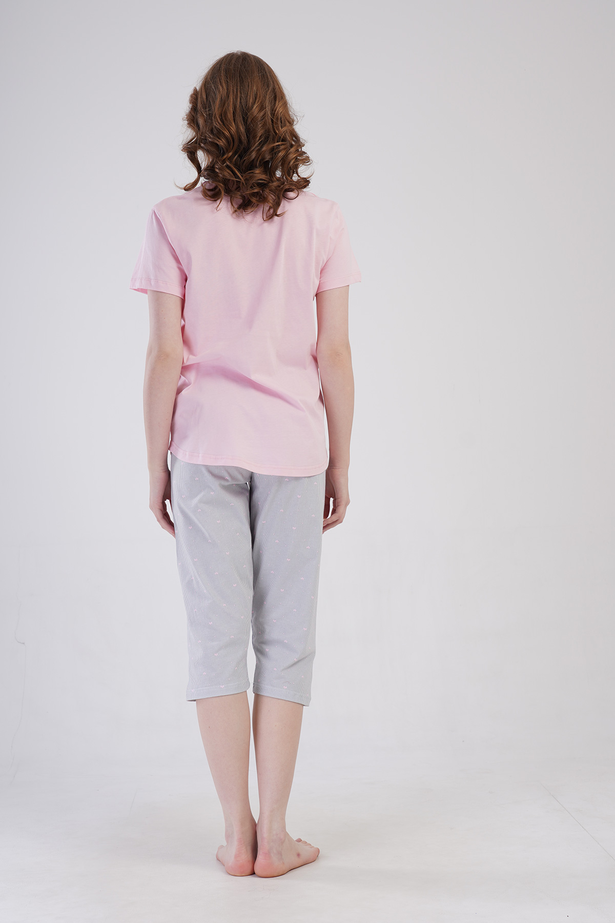 Woman Supreme Veda Capri Set Woman Supreme Veda Capri Set