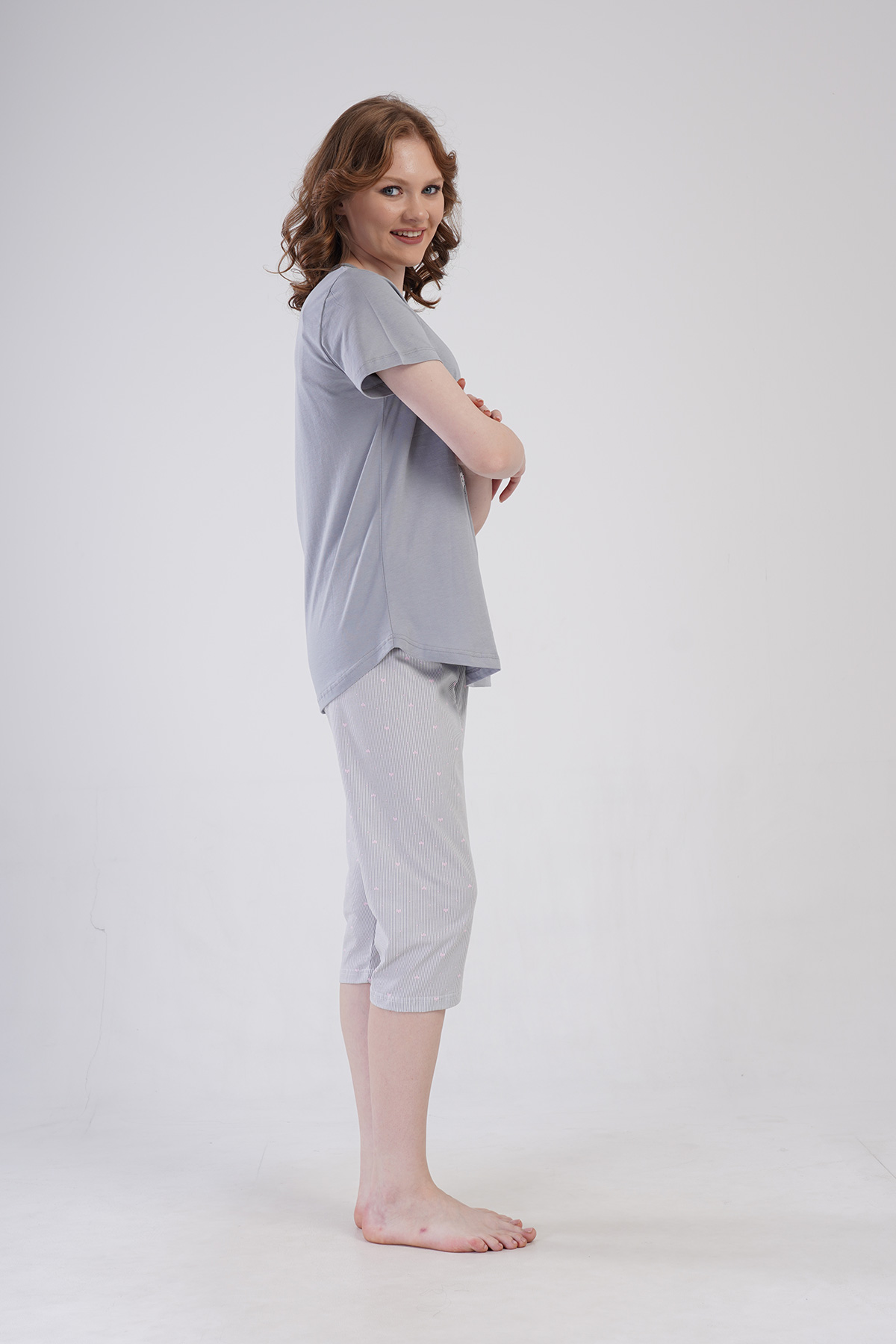 Woman Supreme Veda Capri Set Woman Supreme Veda Capri Set