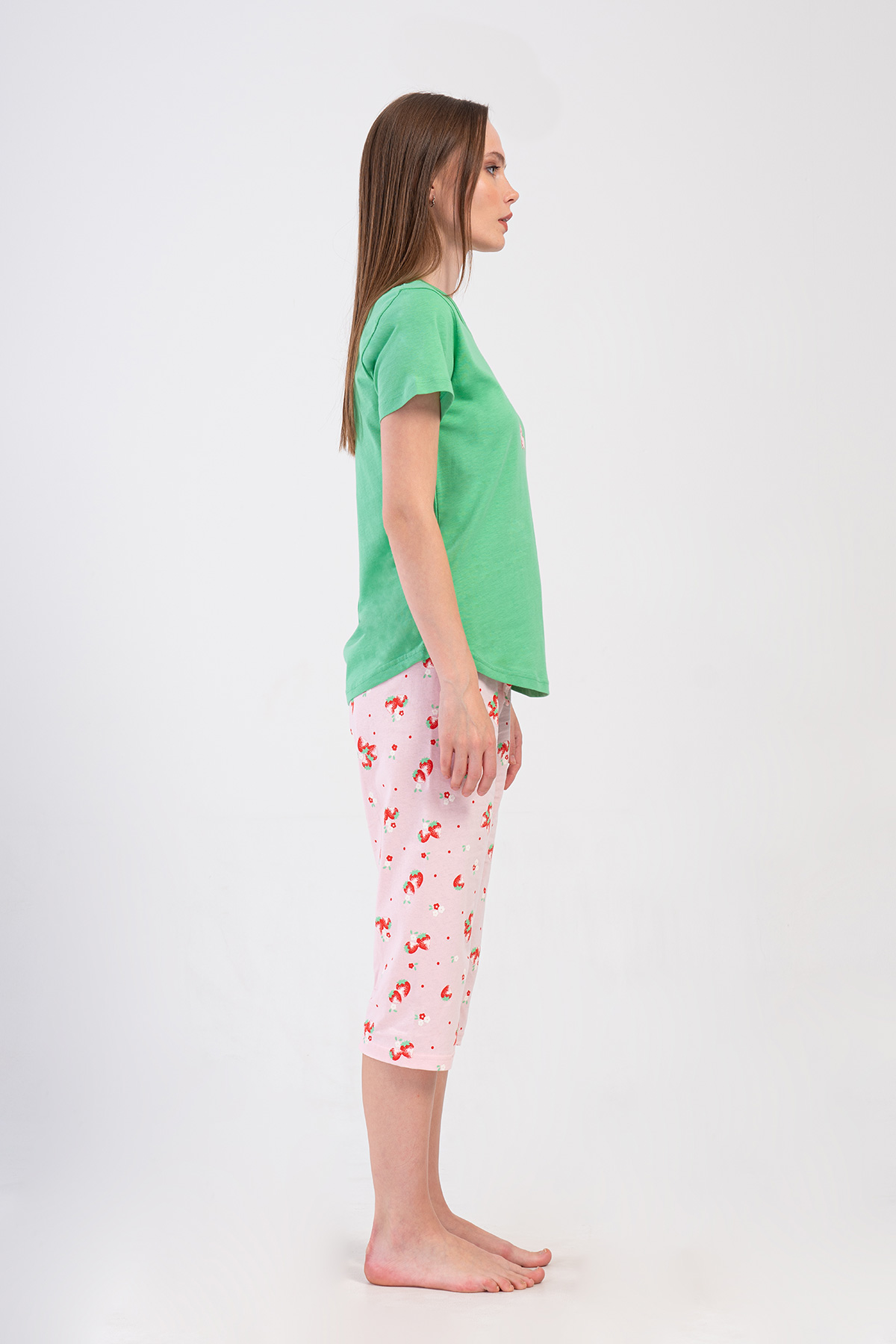Woman Supreme Geda Capri Set Woman Supreme Geda Capri Set
