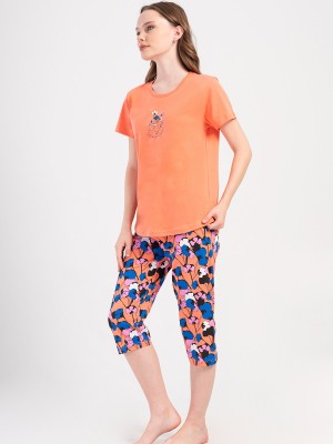 Woman Supreme Saqa Capri Set Woman Supreme Saqa Capri Set