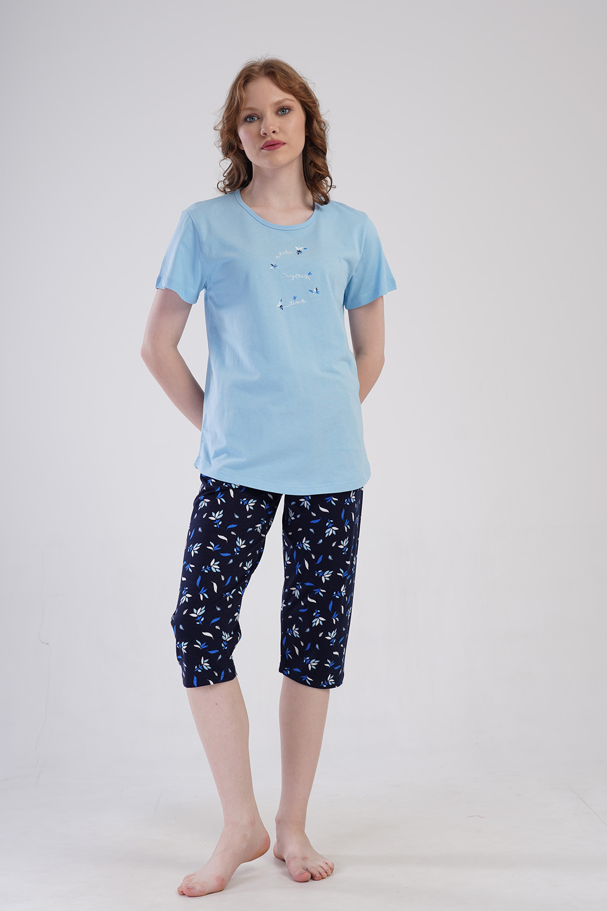 Woman Supreme Beqa Capri Set Woman Supreme Beqa Capri Set