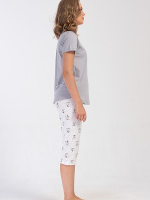 Woman Supreme Defy Capri Set Woman Supreme Defy Capri Set