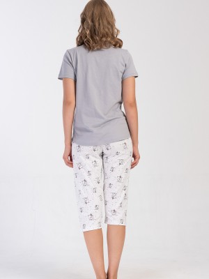 Woman Supreme Defy Capri Set Woman Supreme Defy Capri Set